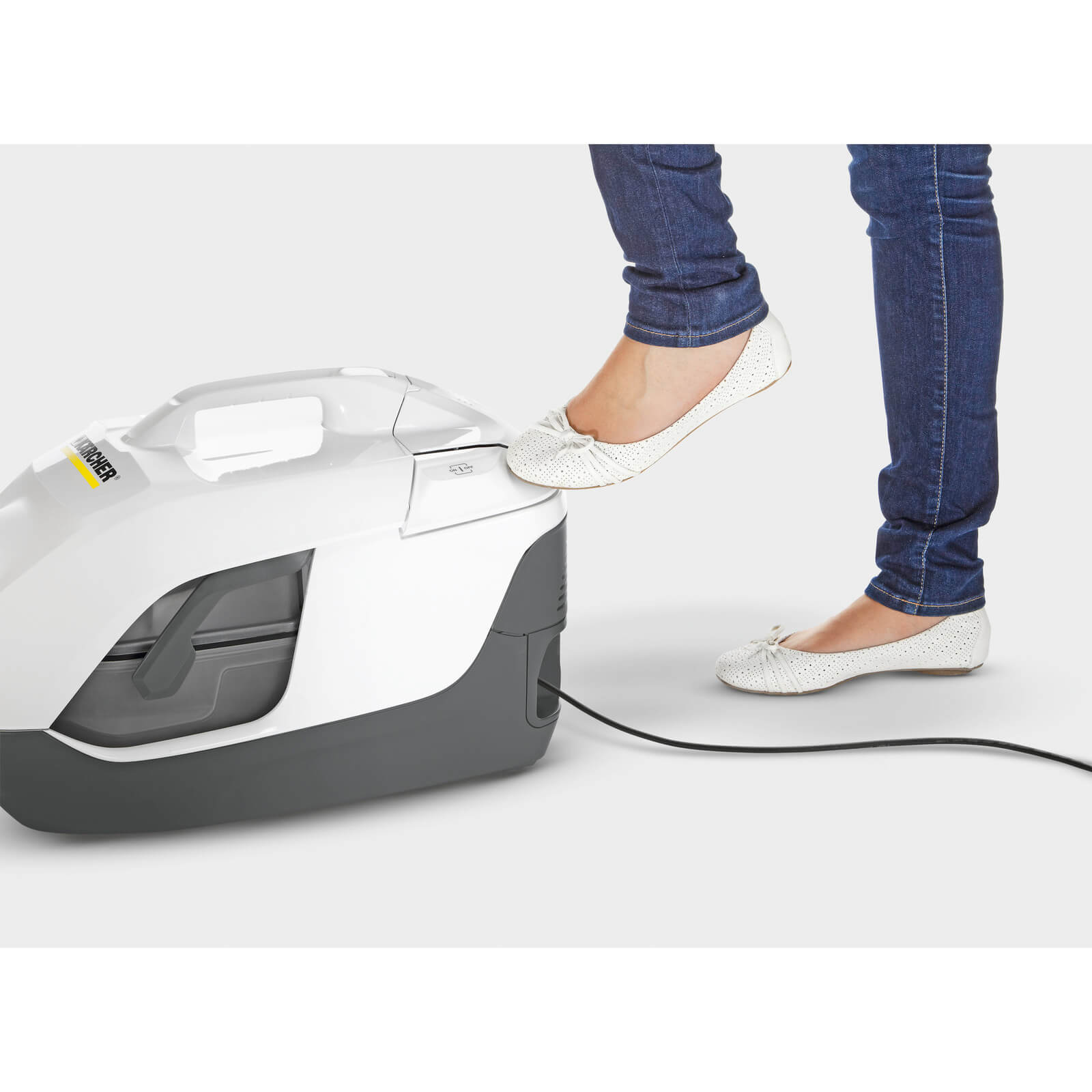 Aspiradora anti alergias con filtro de Agua DS 6 Karcher - Imagen 3