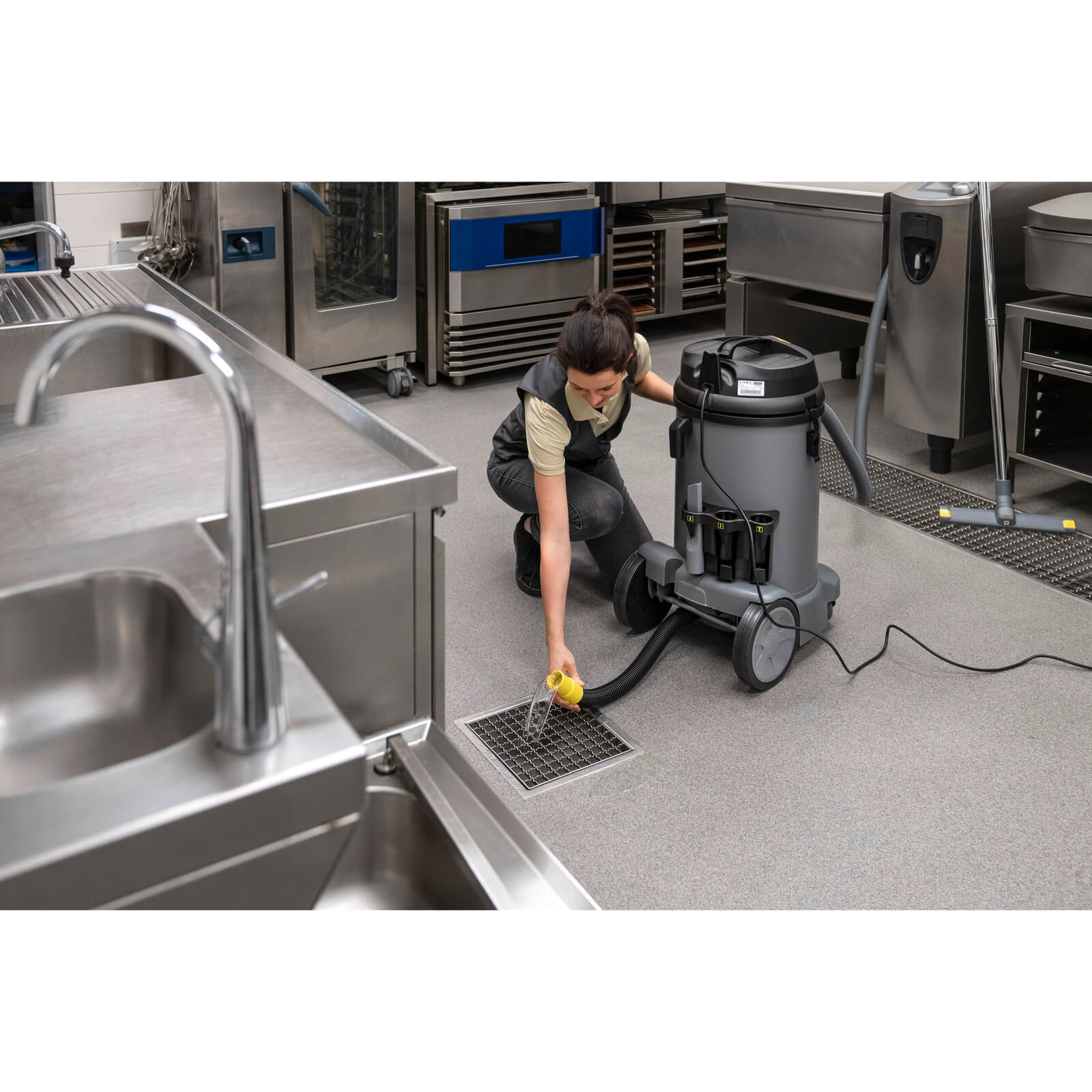 Aspiradora profesional agua y polvo automotriz NT 48/1 CUL Karcher - Imagen 16