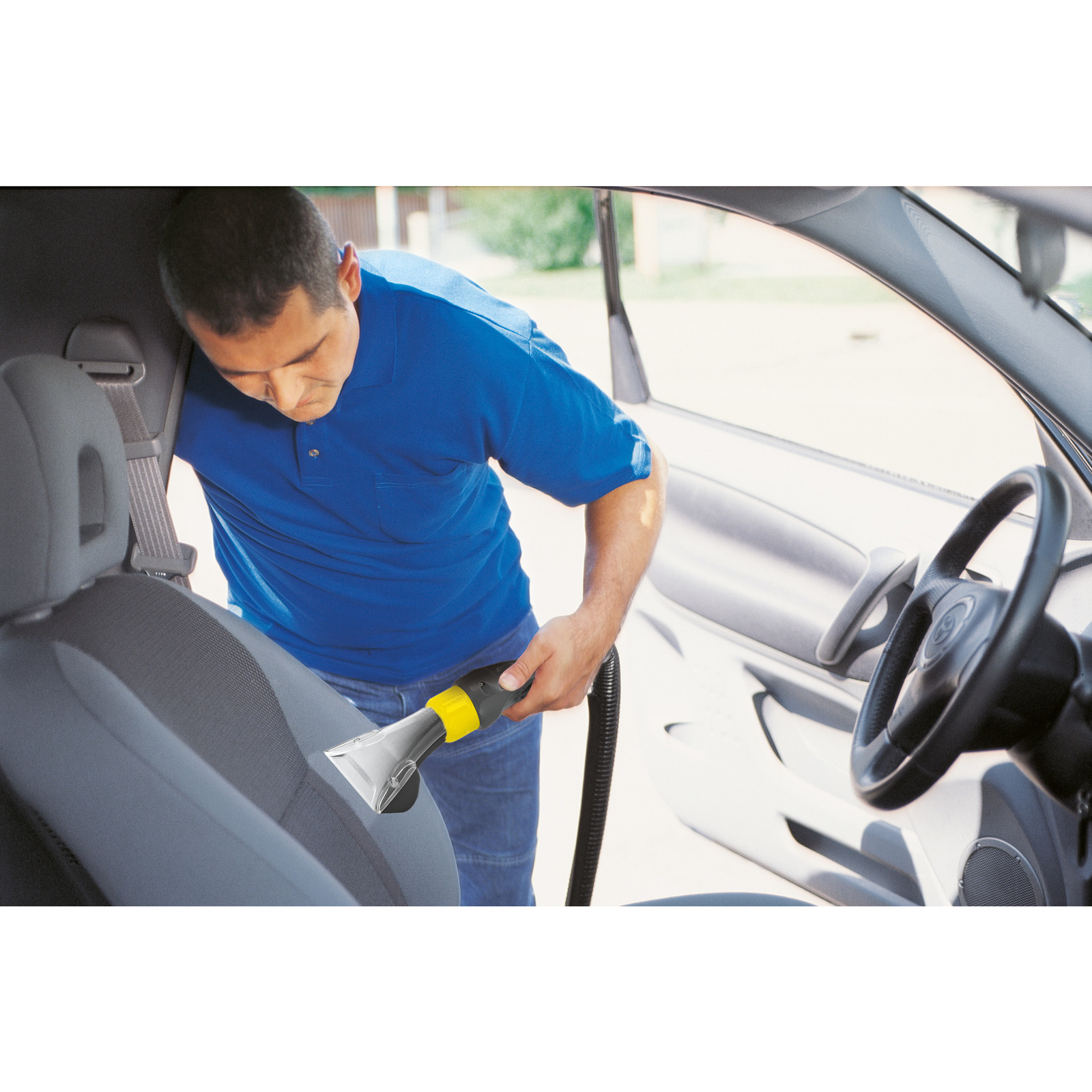 Lavatapetes y muebles profesional Puzzi 10/1 inyección y aspirado de agua Karcher - Imagen 8