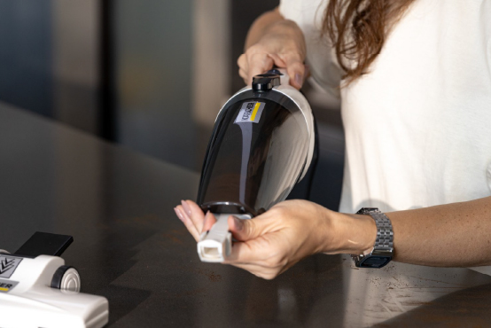 Aspiradora vertical 2 en 1 VCL 1 Karcher - Imagen 10