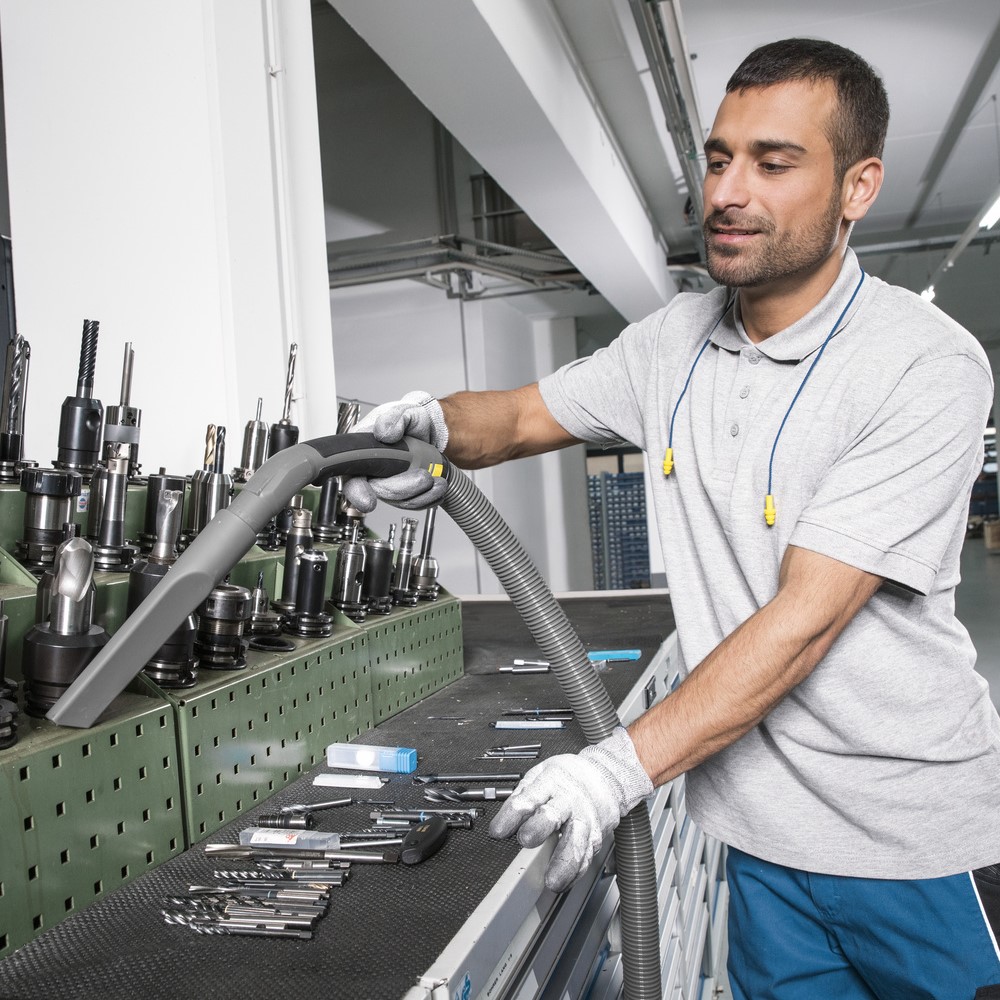 Aspiradora Karcher NT 30/1 Tact - Imagen 3