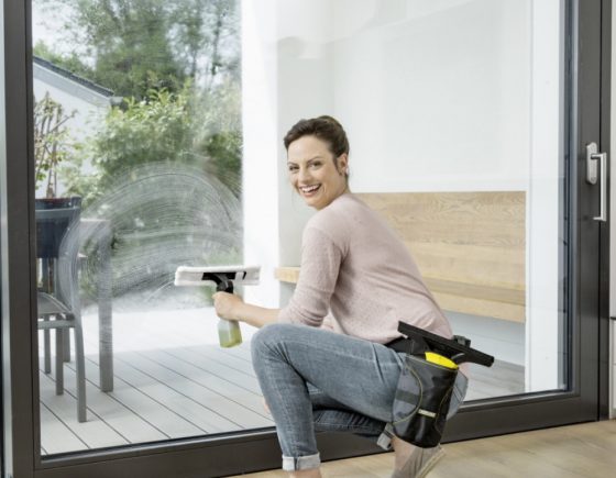 El limpiador de cristales Karcher WV 1 Plus cEl limpiador de cristales Karcher WV 1 Plus, limpiará las ventanas sin esfuerzo, sin que queden marcas y 3 veces más rápido